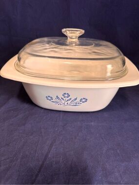 Vintage CorningWare Blue Cornflower 4 Quart Casserole Dutch Oven w/Lid P-34-B